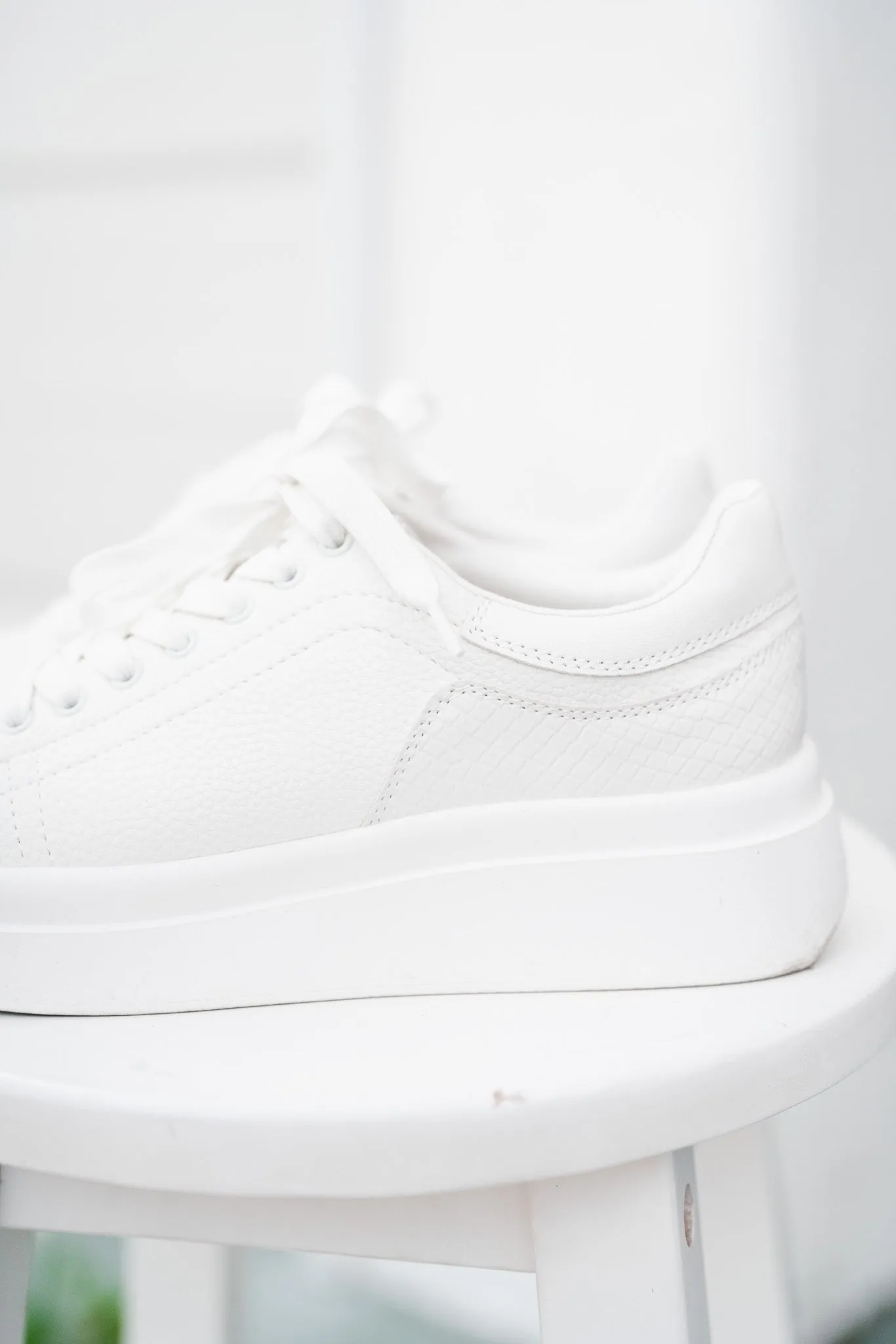 Ella Sneakers