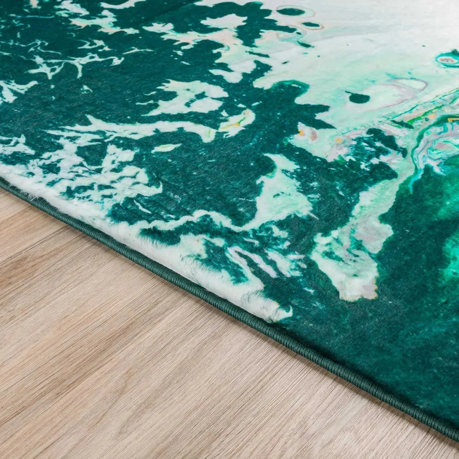 Kikiamo KK10 Emerald City Rug