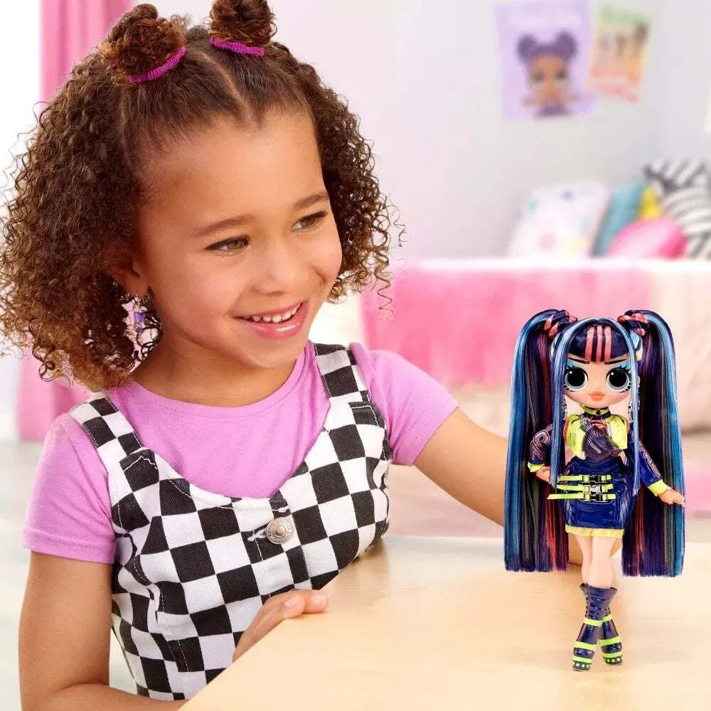 L.O.L. Surprise S8 Victory OMG Core Doll