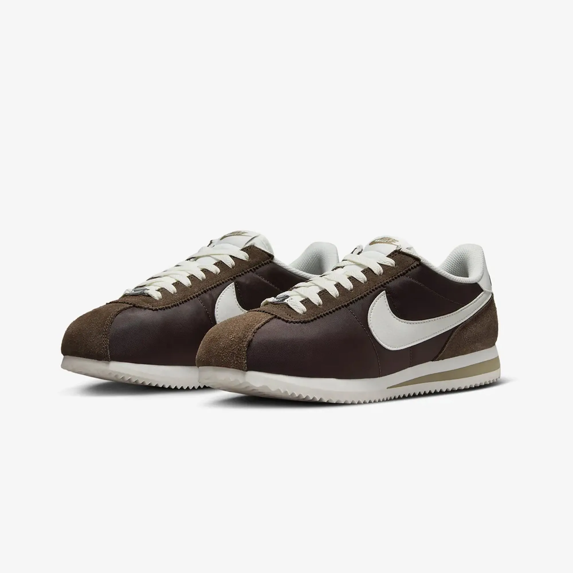 Nike | WMN'S CORTEZ  { BAROQUE BROWN/SAIL-KHAKI