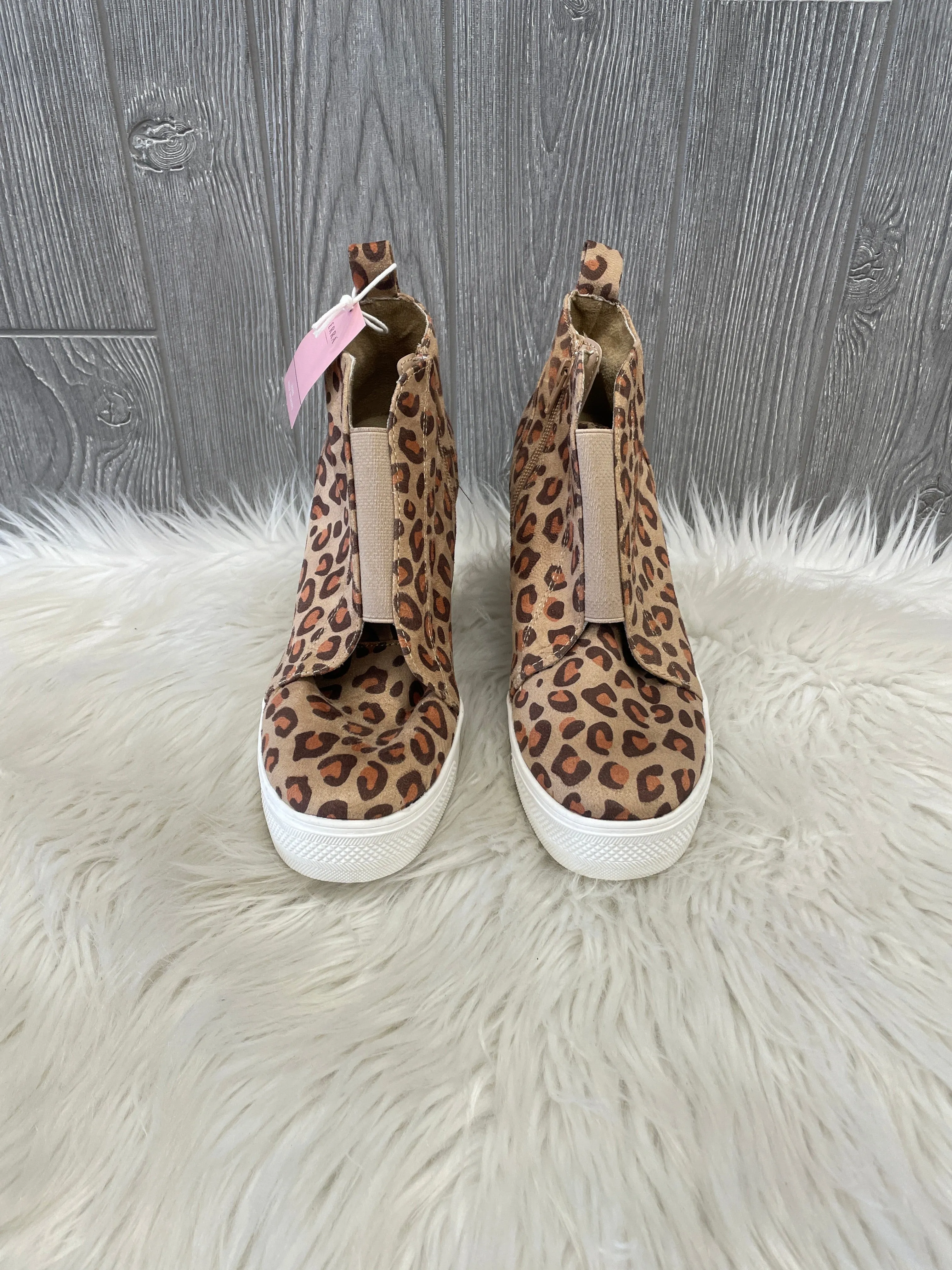 Shoes Sneakers Platform By Serra In Animal Print, Size: 9