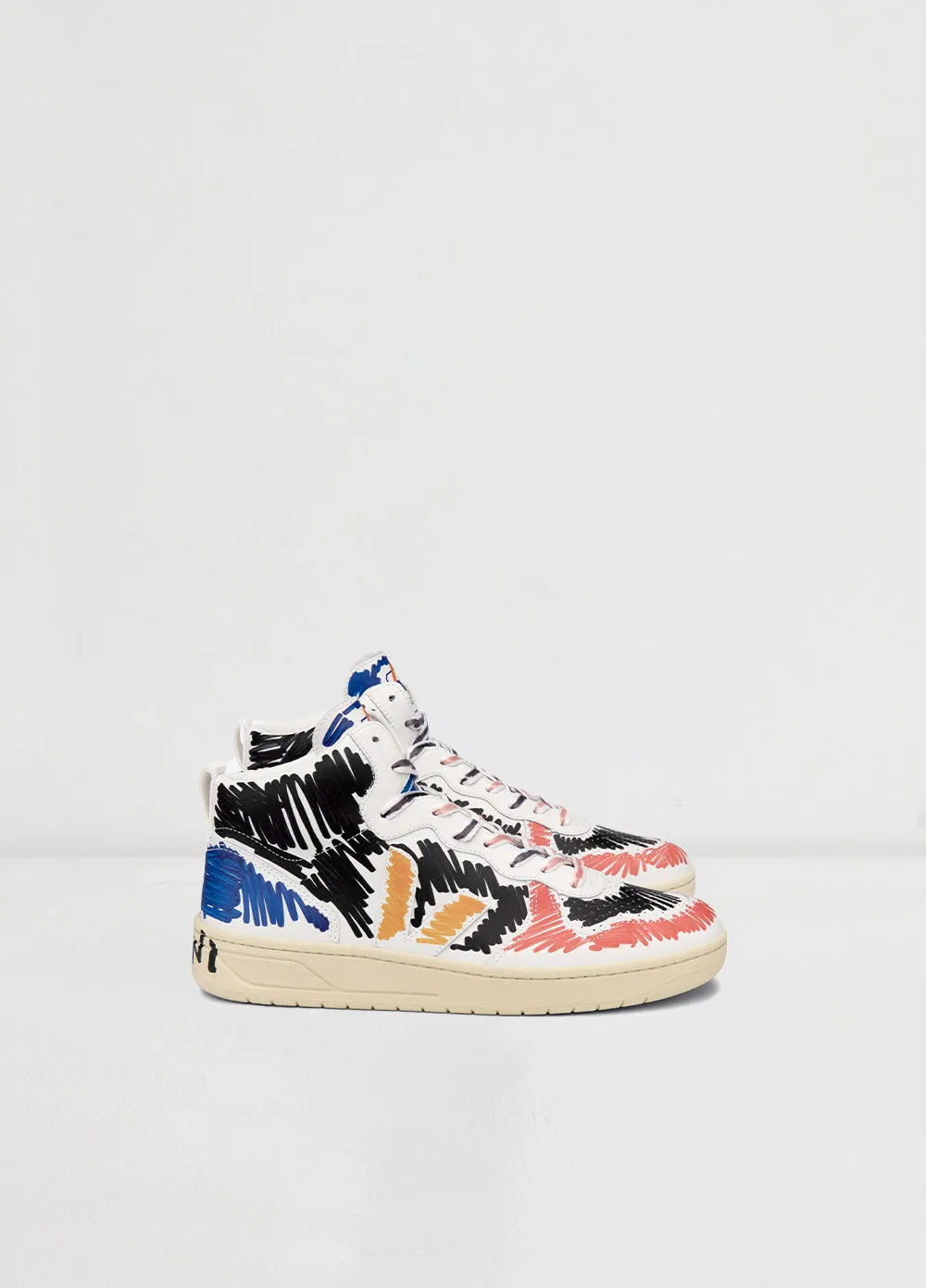 x Veja V-15 Sneakers